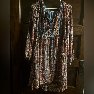 ANTHROPOLOGIE
FLOREAT jewel tone Abia Velvet, Size L